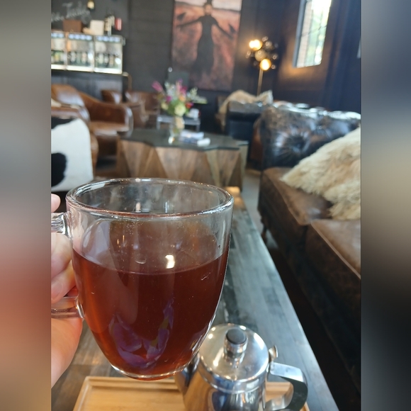 Meet your Posher, Amanda - Picture 4 of 7